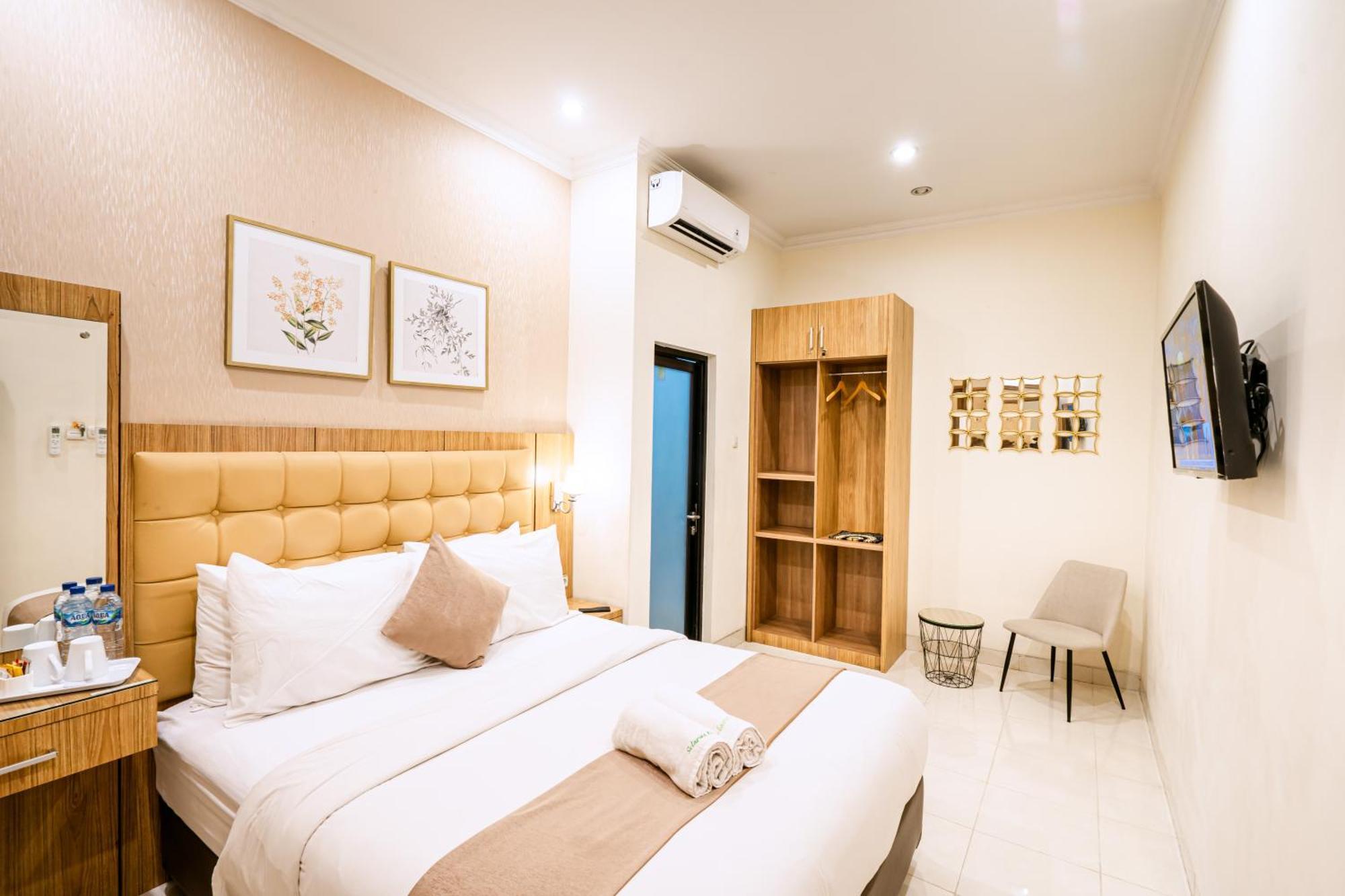 Selaras Inn Syariah Джокьякарта Экстерьер фото