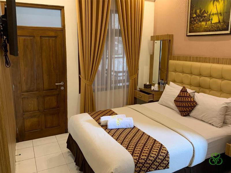 Selaras Inn Syariah Джокьякарта Экстерьер фото